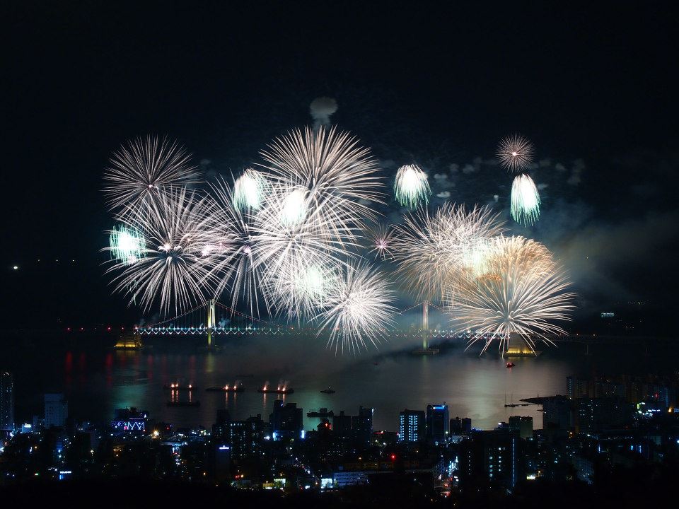 Busan Fireworks Festival, Best Places To Watch | South Korea - Go ...